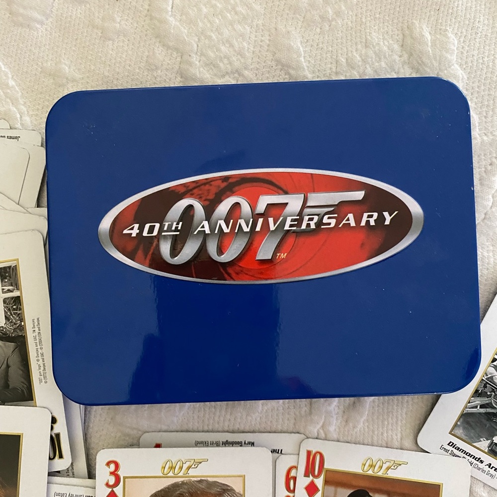 JAMES BOND PLAYING CARDS